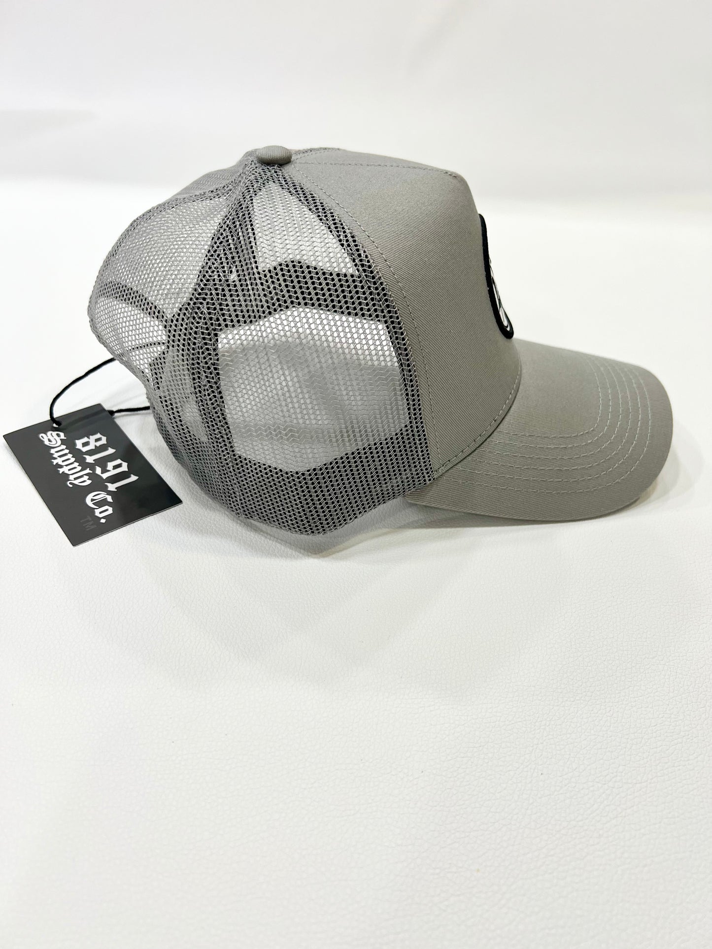 COOL GREY